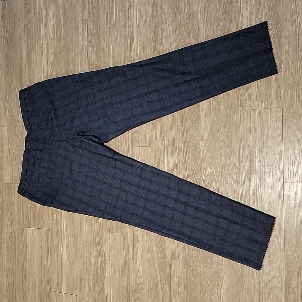 Hugo Boss Pants- Brand New with tags, never worn! - Picture 5 of 5